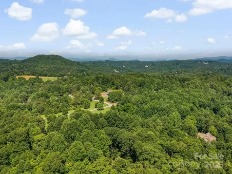 9999 Stone Valley Way Hendersonville NC 28792