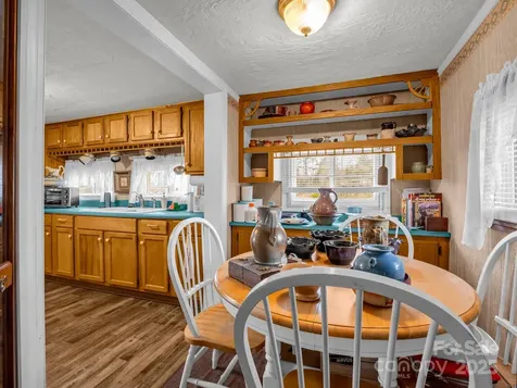 55 Settlers Trail Mars Hill NC 28754
