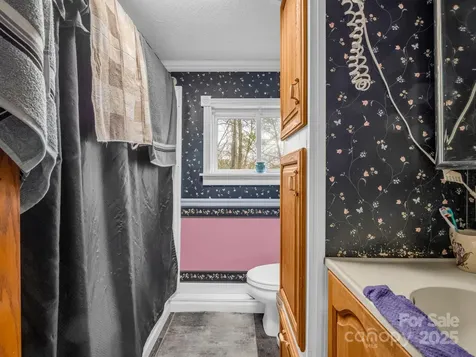 55 Settlers Trail Mars Hill NC 28754