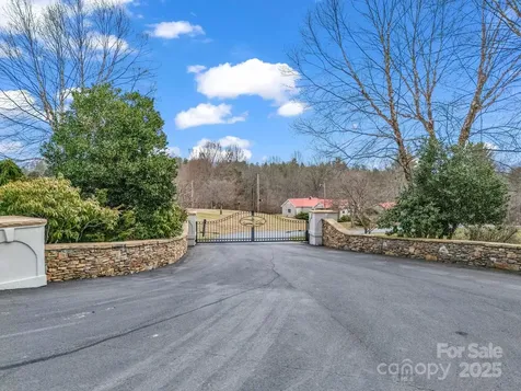 9999 Gabriels Creek Road Mars Hill NC 28754