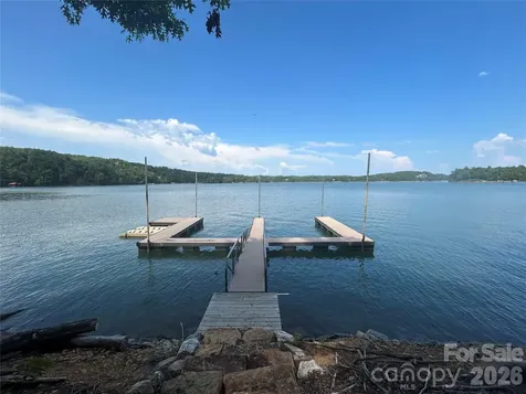 810 Marina Drive Nebo NC 28761