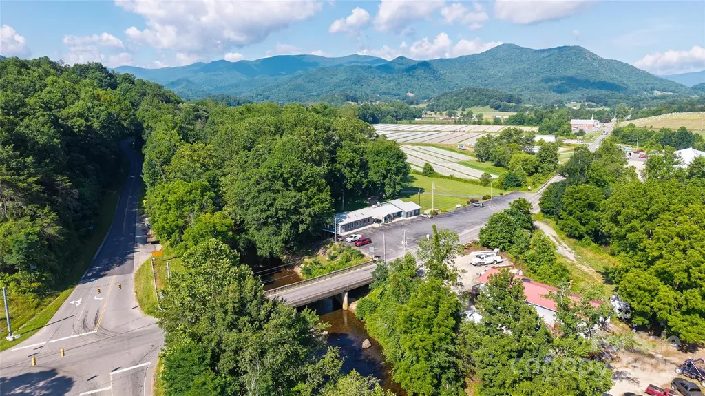 6306 Pigeon Road Canton NC 28716