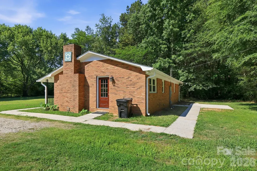 1108 Willoughby Road Monroe NC 28110