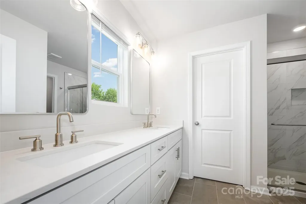 1209 Cathey Road Charlotte NC 28214