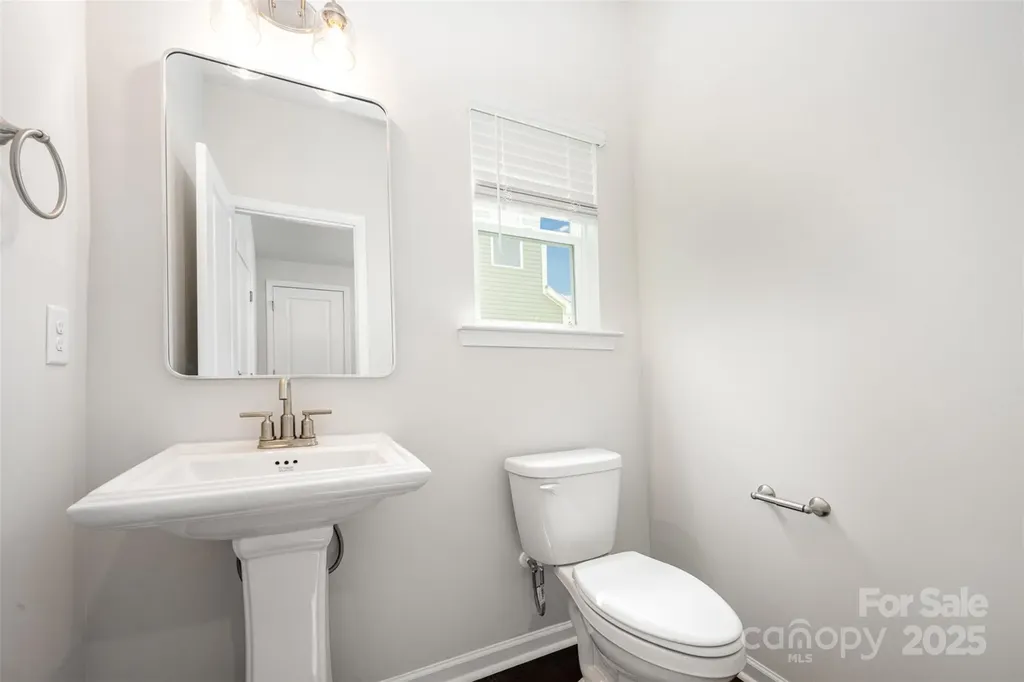 1209 Cathey Road Charlotte NC 28214