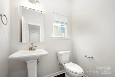 1209 Cathey Road Charlotte NC 28214