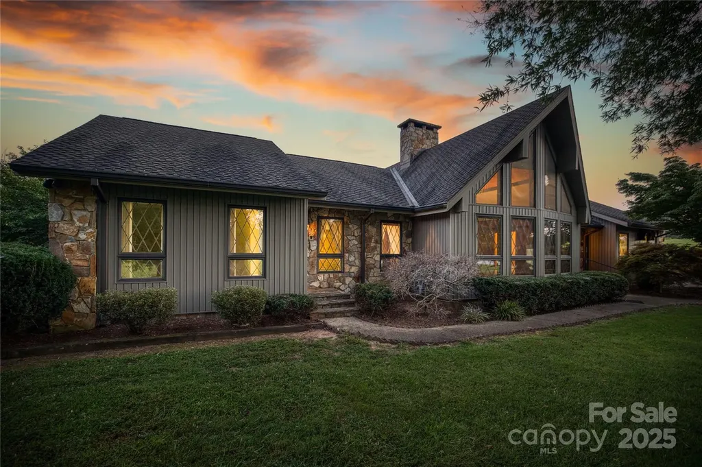 2505 Morganton Boulevard SW Lenoir NC 28645