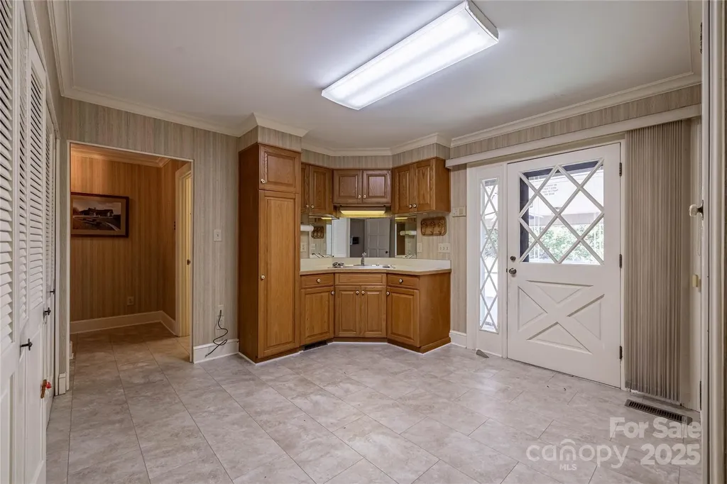 2505 Morganton Boulevard SW Lenoir NC 28645