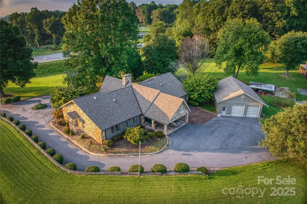 2505 Morganton Boulevard SW Lenoir NC 28645