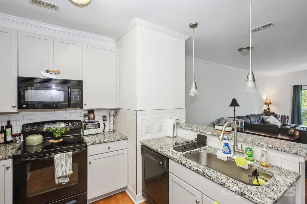 630 Calvert Street Charlotte NC 28208