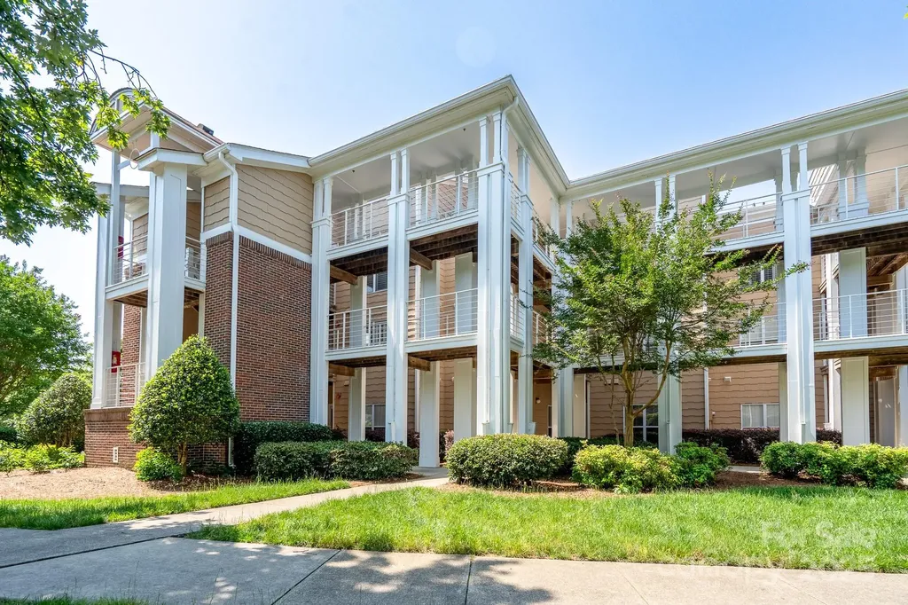 18511 Harborside Drive Cornelius NC 28031