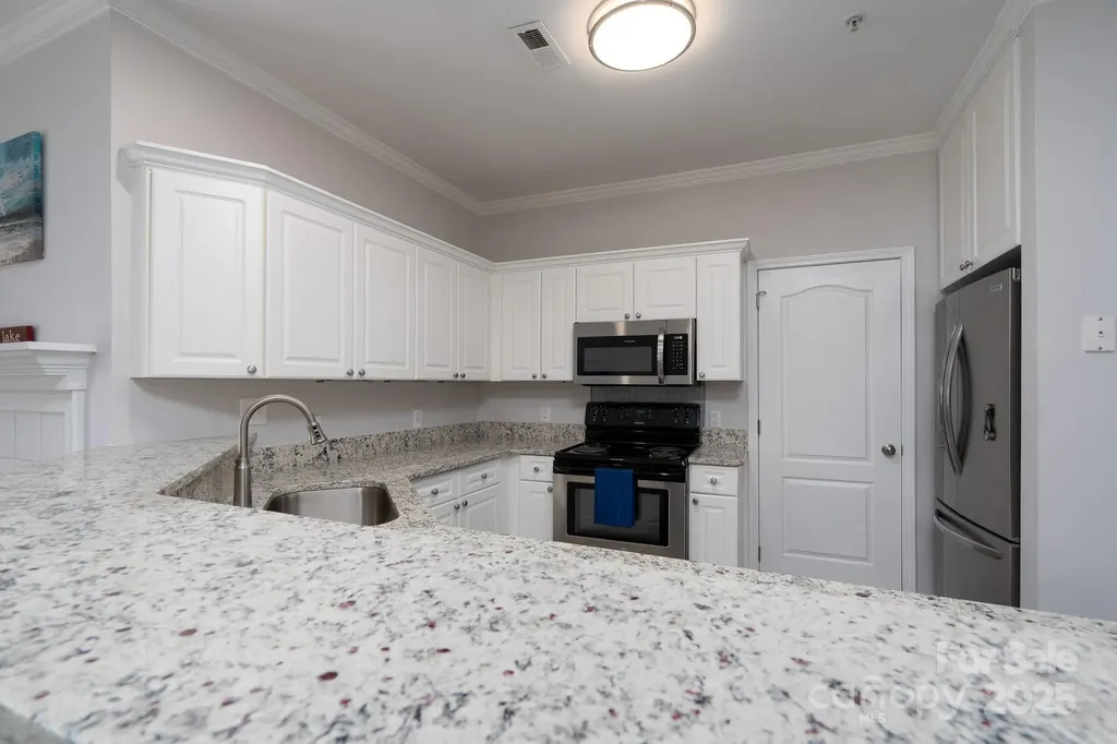 18511 Harborside Drive Cornelius NC 28031