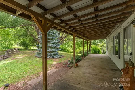 495 Courtney Lane Canton NC 28716