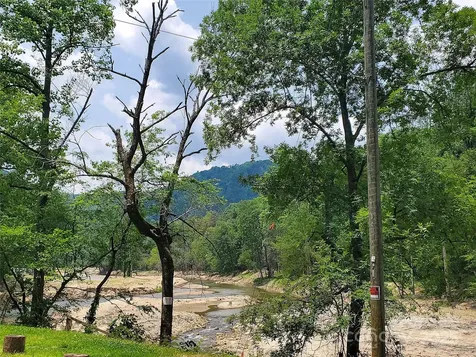 000 Green River Cove Road Saluda NC 28773