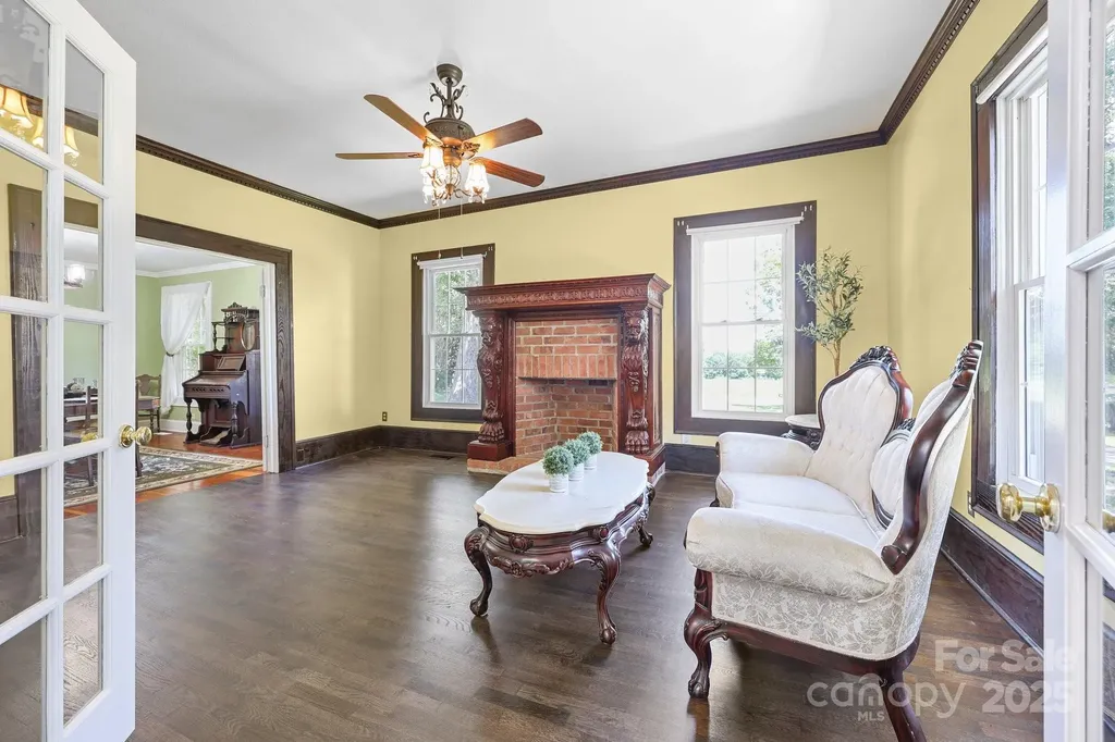 550 Woodleaf Barber Road Cleveland NC 27013