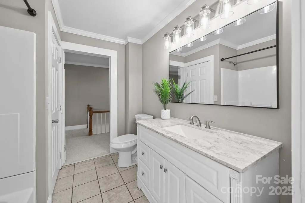 550 Woodleaf Barber Road Cleveland NC 27013