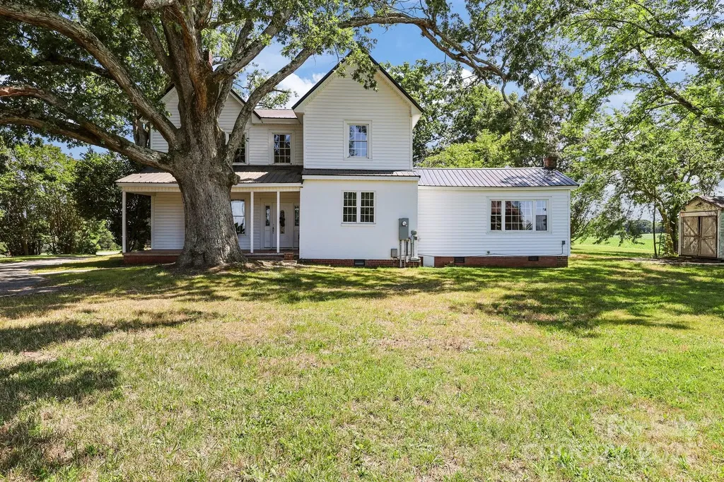 550 Woodleaf Barber Road Cleveland NC 27013