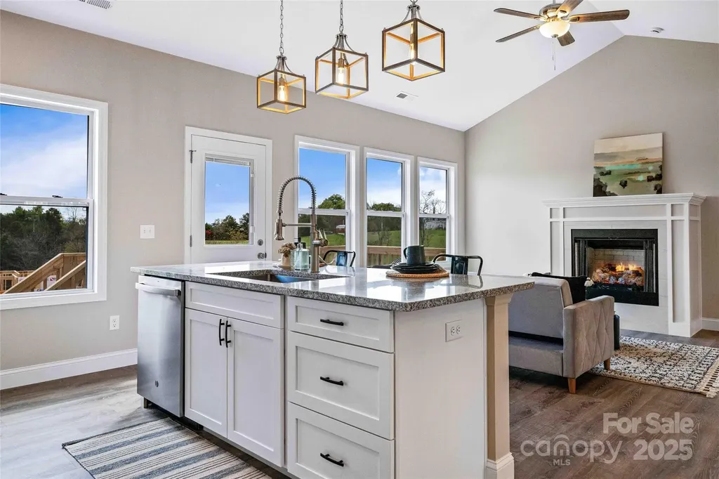 14 Holcombe Road Candler NC 28715