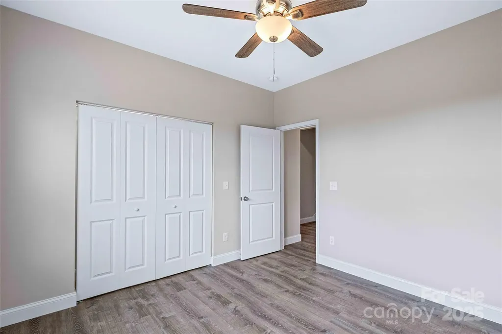 14 Holcombe Road Candler NC 28715