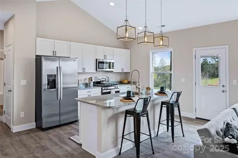 14 Holcombe Road Candler NC 28715