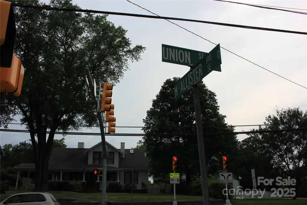 569 Union Street S Concord NC 28025