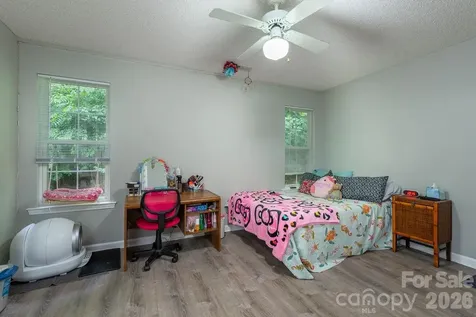 1303 Hyde Park Drive Asheville NC 28806