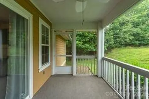 1303 Hyde Park Drive Asheville NC 28806