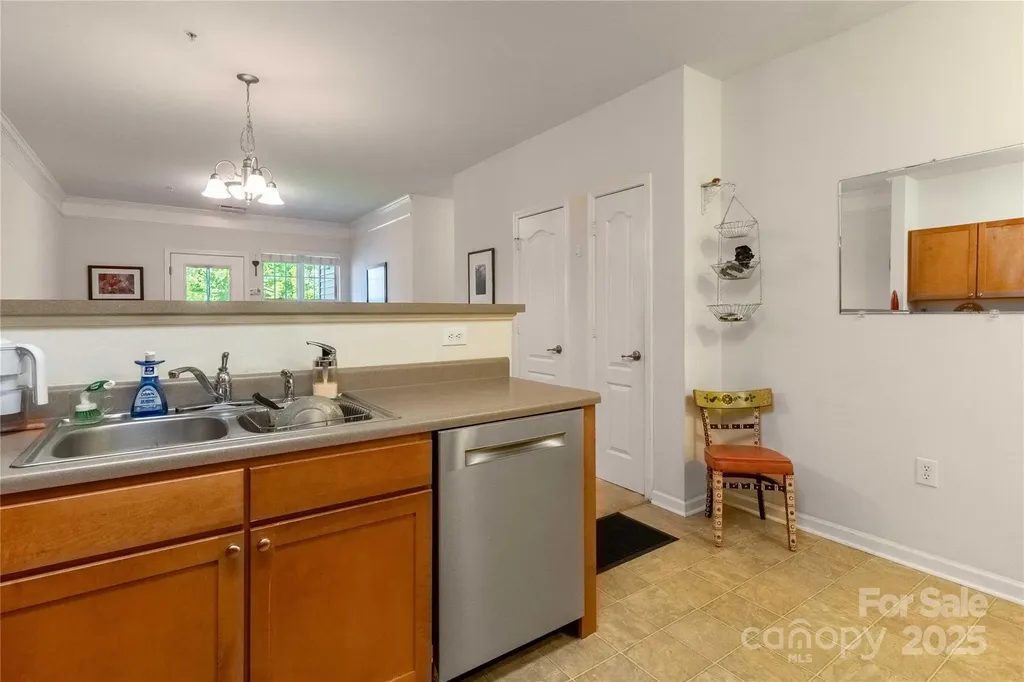 332 Appeldoorn Circle Asheville NC 28803