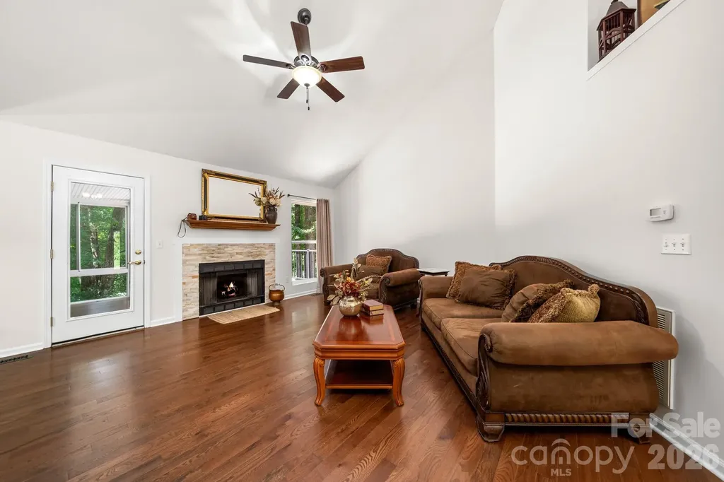 701 Salisbury Road Hendersonville NC 28792
