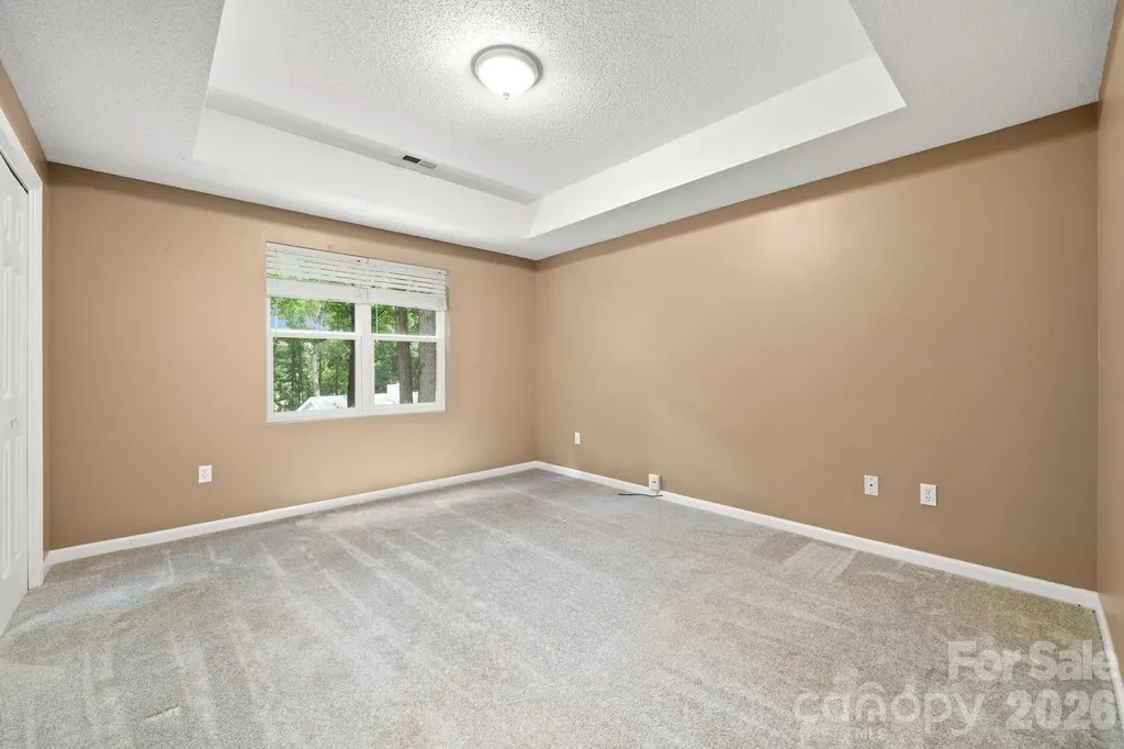 701 Salisbury Road Hendersonville NC 28792