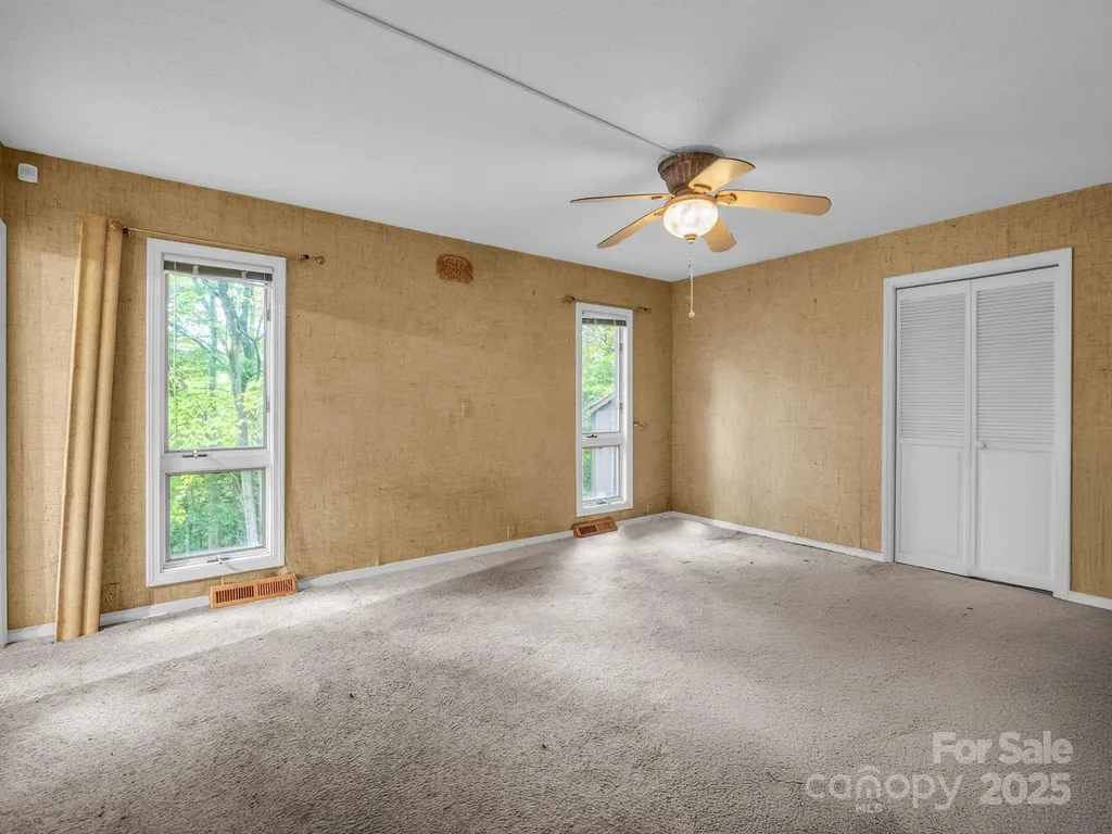 421 Chickadee Lane Brevard NC 28712