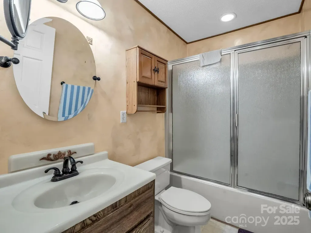 421 Chickadee Lane Brevard NC 28712