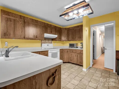 421 Chickadee Lane Brevard NC 28712