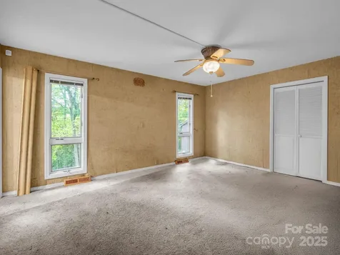 421 Chickadee Lane Brevard NC 28712