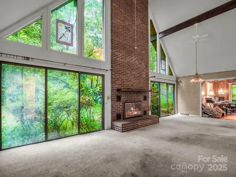 421 Chickadee Lane Brevard NC 28712