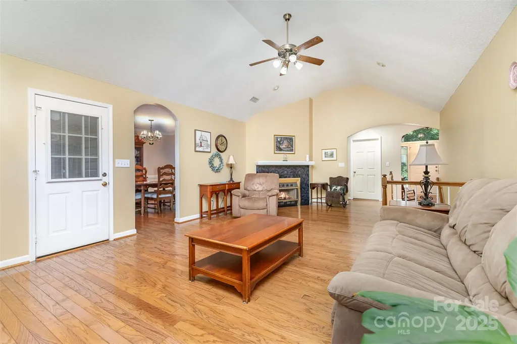 101 Citation Lane Gastonia NC 28056