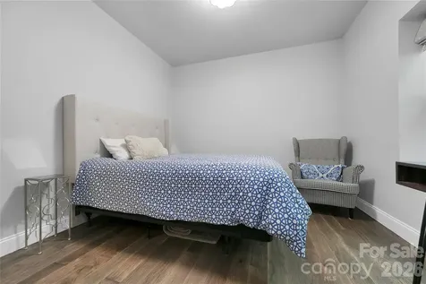 151 Unoga Court Brevard NC 28712