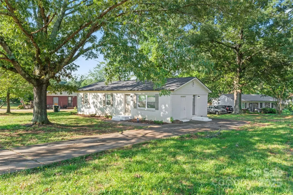 1505 Northwoods Drive Kings Mountain NC 28086