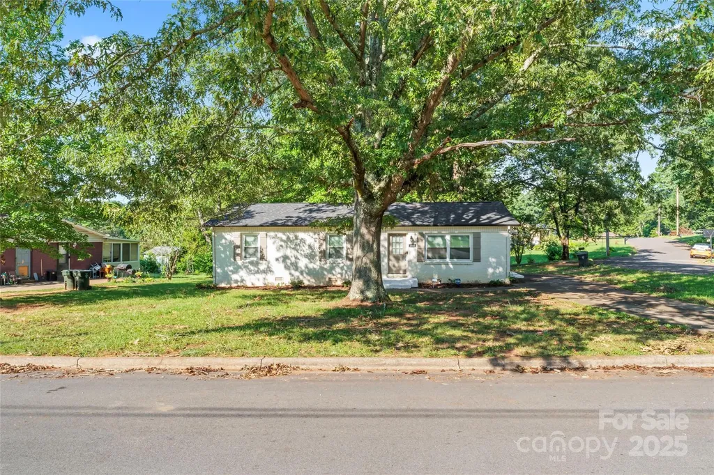 1505 Northwoods Drive Kings Mountain NC 28086