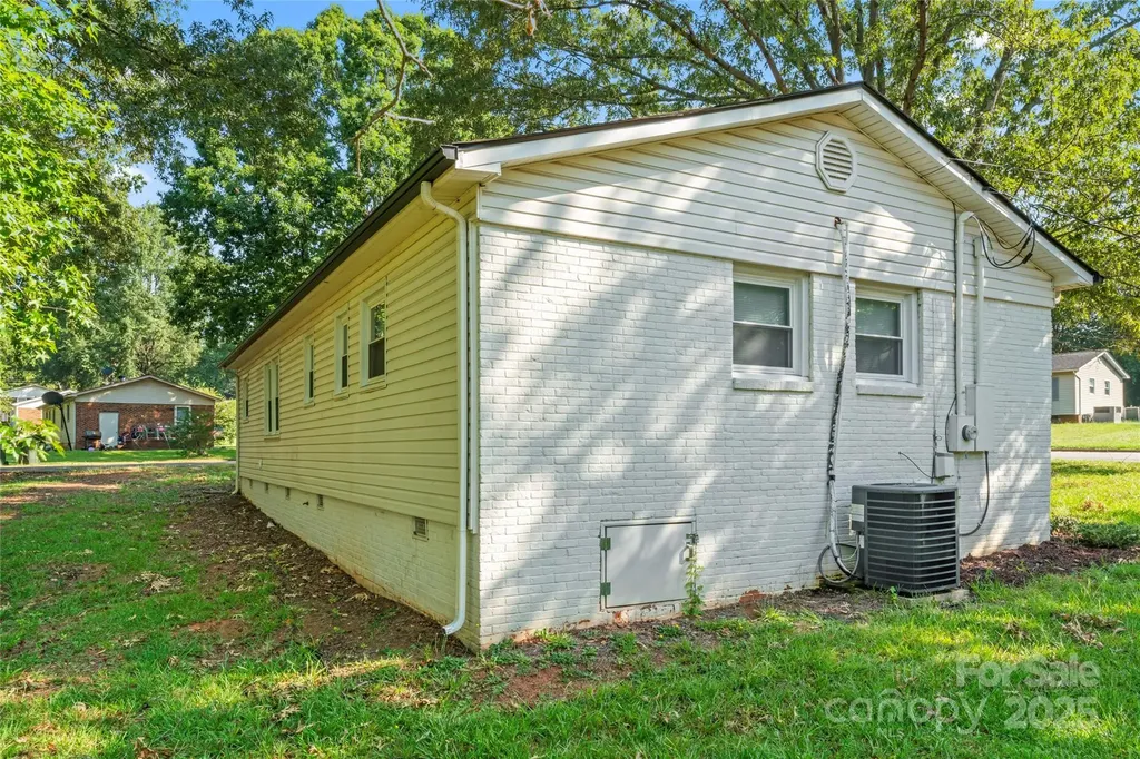 1505 Northwoods Drive Kings Mountain NC 28086