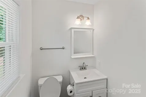 1505 Northwoods Drive Kings Mountain NC 28086