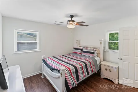 1505 Northwoods Drive Kings Mountain NC 28086