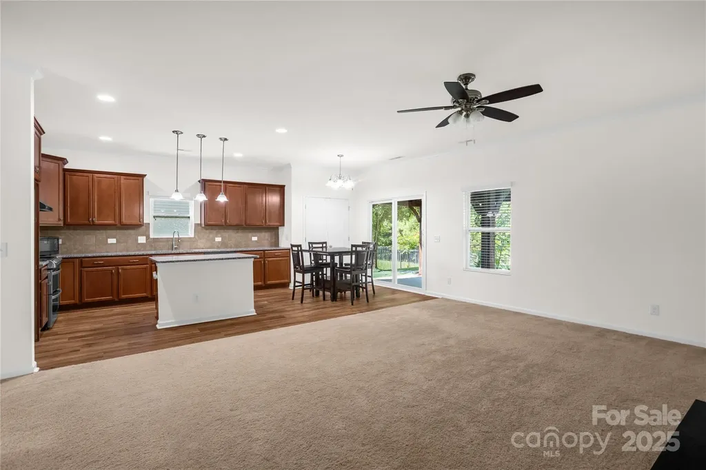 13516 Mallard Lake Road Charlotte NC 28262