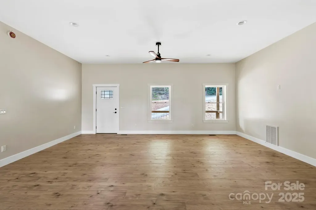 939 Rocky Mountain Road Lake Toxaway NC 28747