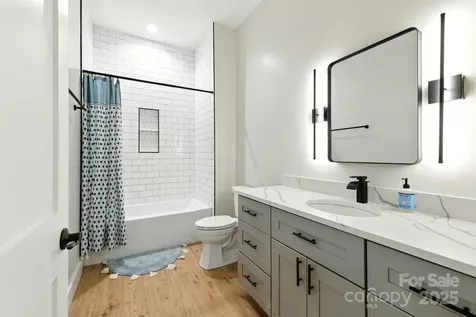 939 Rocky Mountain Road Lake Toxaway NC 28747