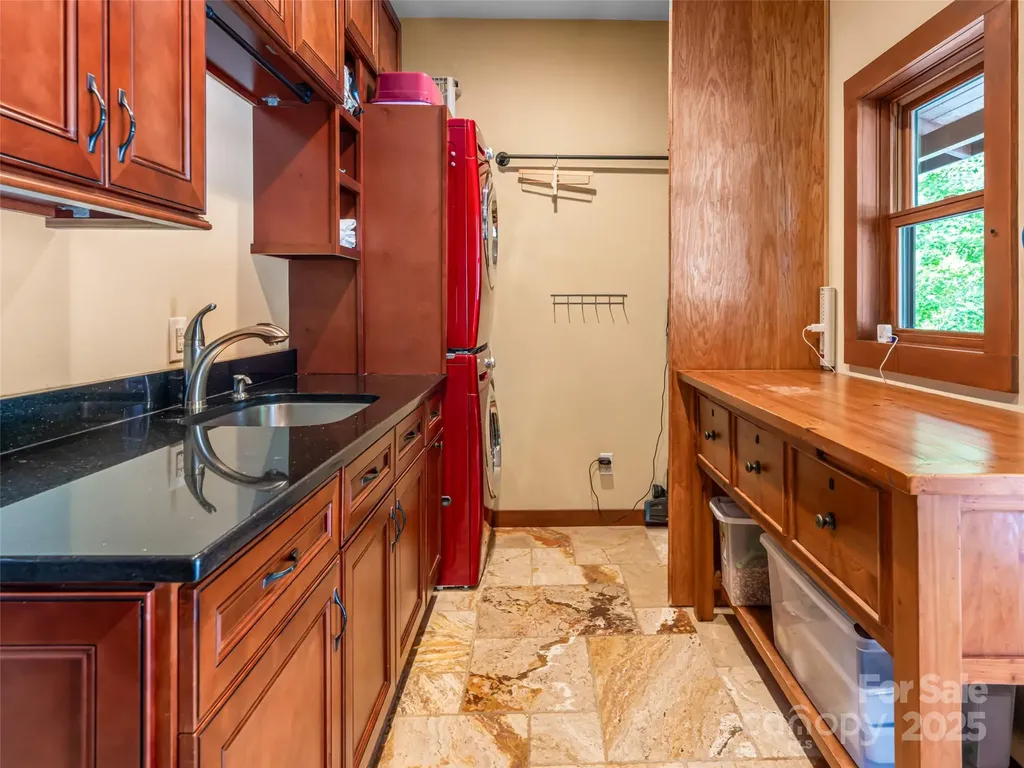 130 Bluff Creek Terrace Candler NC 28715