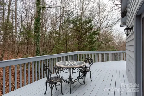 135 Poplar Loop Flat Rock NC 28731