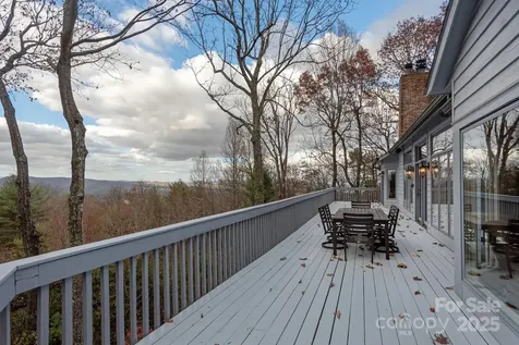 135 Poplar Loop Flat Rock NC 28731