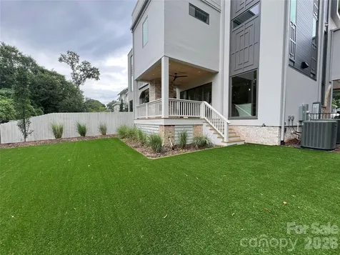 719 Charles Avenue Charlotte NC 28205