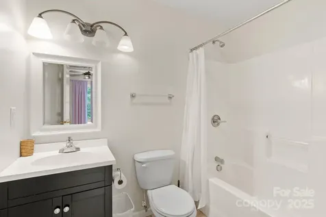 212 & 214 Portmanvilla Road Black Mountain NC 28711